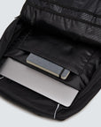 Oakley Enduro 20L 3.0 Backpack - Blackout