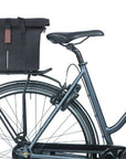 Basil City Handbag Mik KF-Hook 8-11L - Black