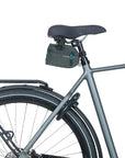 Basil Discovery 365D Saddle Bag Medium 1L - Black Melee