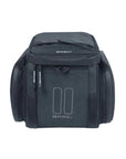 Basil Move Trunk Bag 10–26L - Black