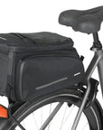 Basil Move Trunk Bag 10–26L - Black