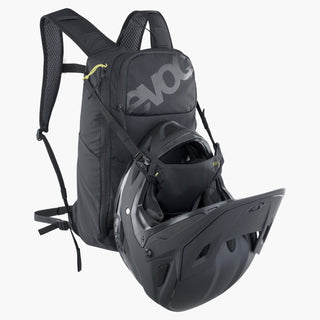 EVOC Ride 8 + Hydro Bladder 2 - Black