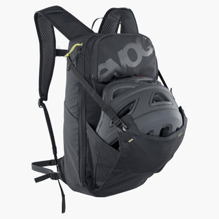 EVOC Ride 8 + Hydro Bladder 2 - Black