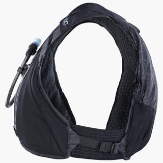 EVOC Hydro Pro 6 + Hydration Bladder 1.5 - Black