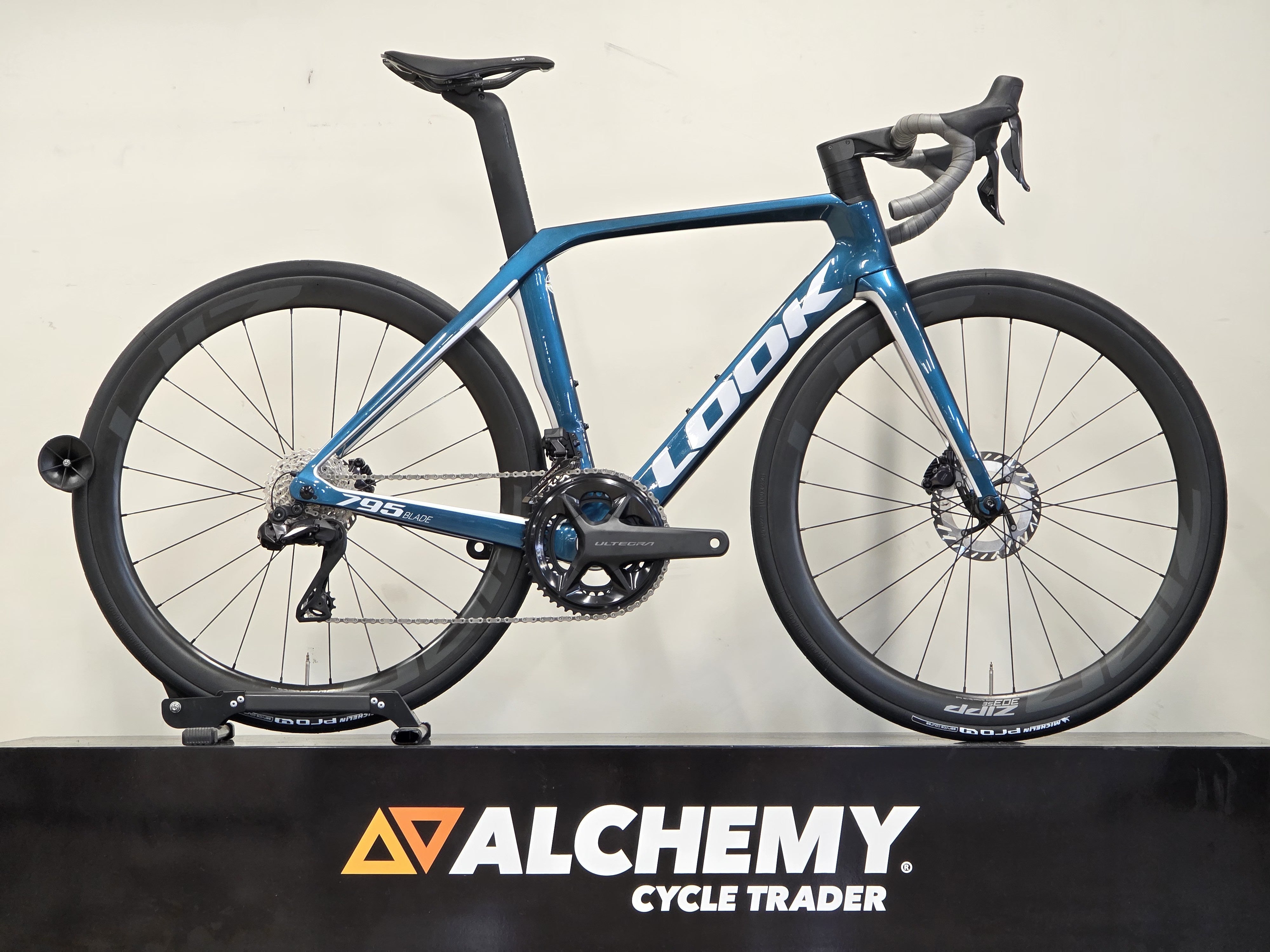 Look 795 Blade RS XS 2023 - Alchemy Cycle Trader