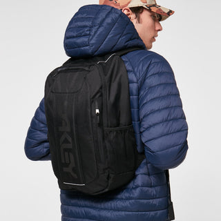 Oakley Enduro 20L 3.0 Backpack - Blackout