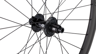 Specialized TRAVERSE SL II i9 1/1 - Satin Carbon/Gloss Black