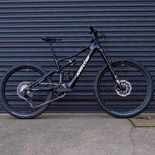 Amflow PX Carbon