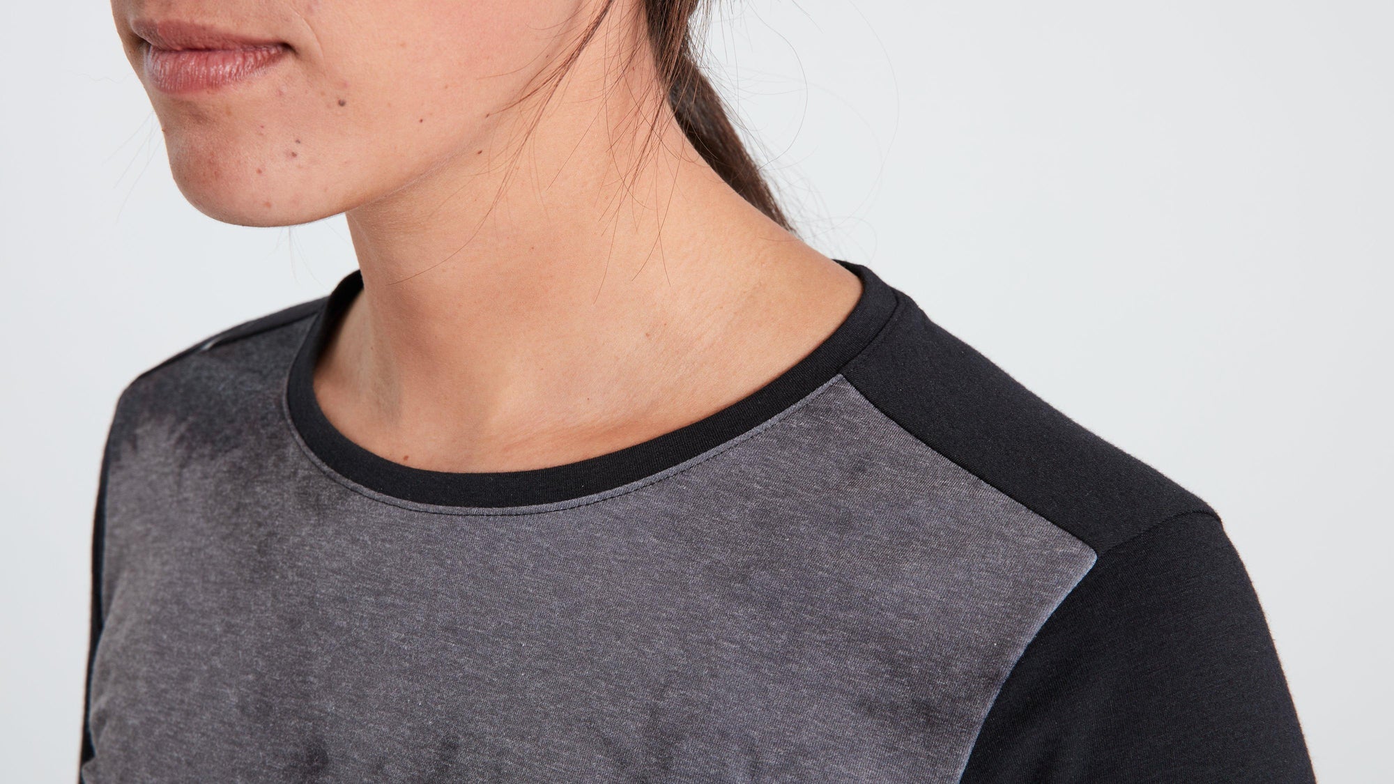 Specialized Women's Altered-Edition Trail Long Sleeve Jersey - Smoke