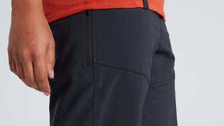 Specialized Women's Trail Cargo Shorts - Black
