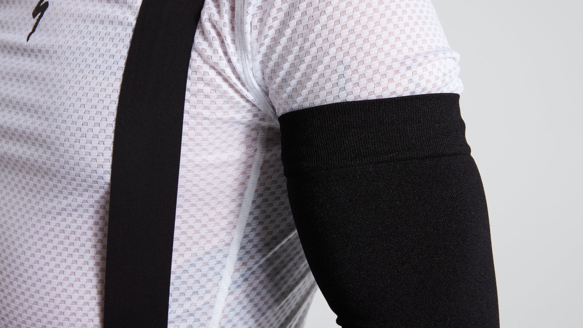 Specialized Seamless UV Arm Covers - Black