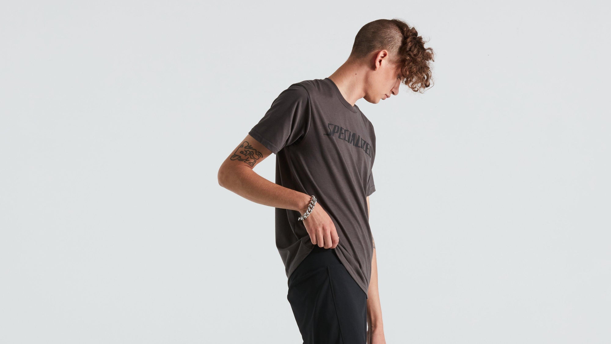 Specialized Men's Wordmark Short Sleeve T-Shirt - Charcoal