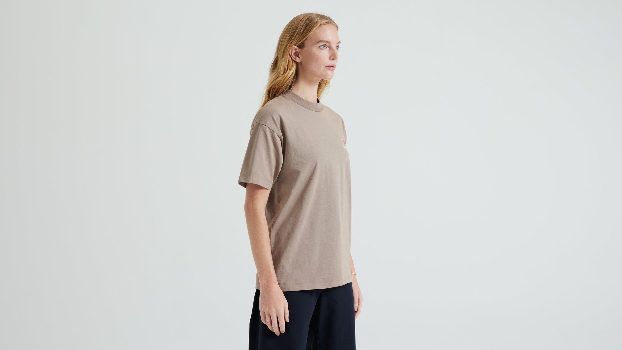 Specialized Graphic Short Sleeve Relaxed T-Shirt - Taupe Hrtg Graphic