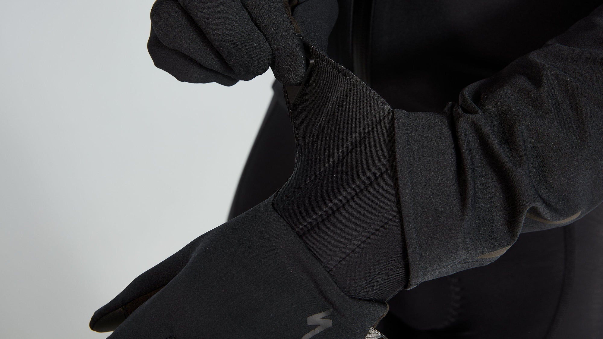 Specialized Men's Neoshell Thermal Gloves - Black