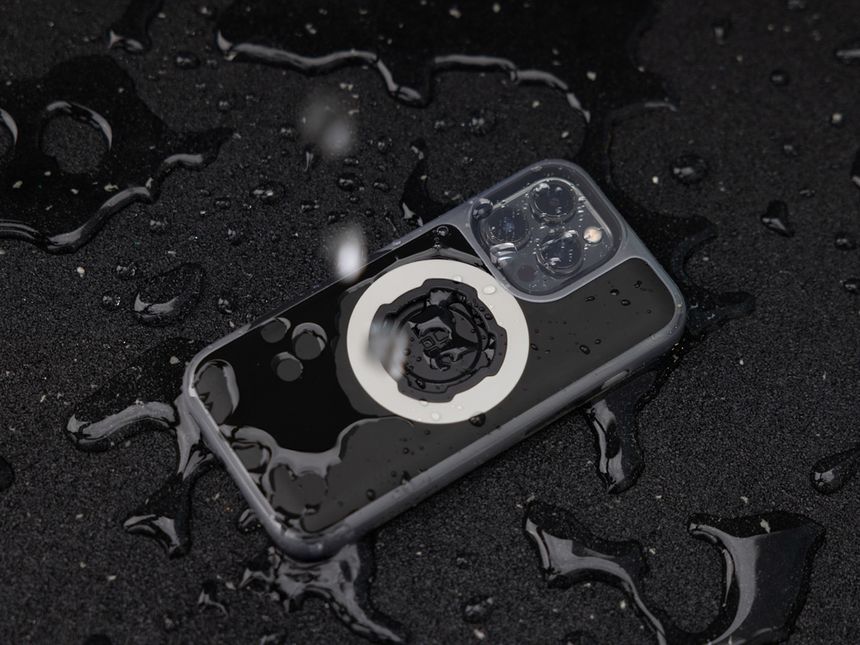 Quad Lock Mag Poncho Iphone SE (2nd &amp; 3rd Gen)