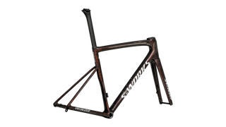 Specialized S-Works Tarmac SL8 Frameset - FACT 12r Carbon - Gloss Carbon / Red To Gold Blurred Speckle / Metallic White Silver