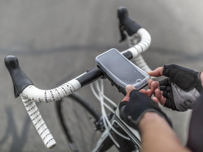 Quad Lock Mag Poncho Iphone 14 Plus