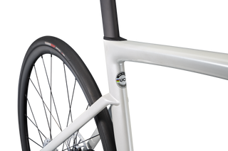 Specialized Tarmac SL7 Comp - SRAM Rival eTAP AXS - Gloss Metallic White Silver / Smoke