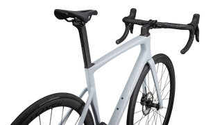 Specialized Tarmac SL7 Expert - SRAM Rival AXS - Gloss Morning Mist/White