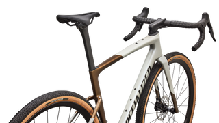 Specialized Crux 5 Expert - SRAM Force XPLR - Burnt Gold/Dolomite Metallic/Obsidian Metallic