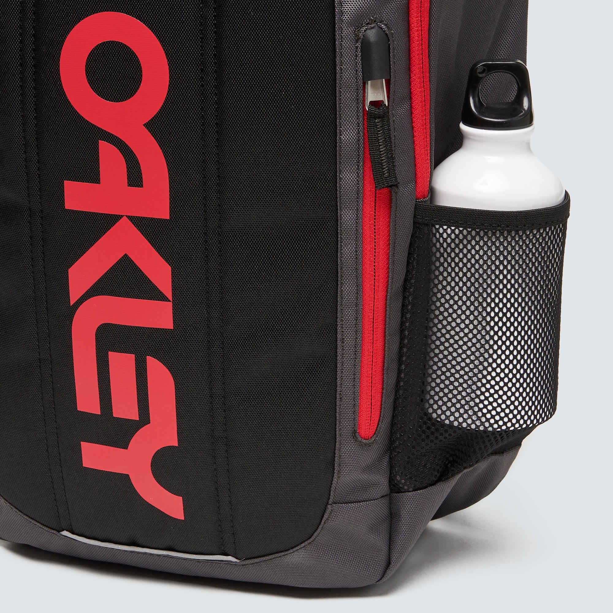 Oakley Enduro 20L 3.0 Backpack - Forged Iron/Redline