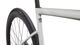 Specialized S-Works Tarmac SL8 - Shimano Dura-Ace Di2 - Gloss Metallic White Silver / Pearl / Black
