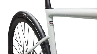 Specialized S-Works Tarmac SL8 - SRAM RED AXS - Gloss Metallic White Silver / Pearl / Black
