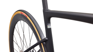 2027 Tarmac SL9 S-Level - SRAM RED AXS - Satin Carbon / Silver Dust