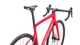 2027 Tarmac SL9 Comp - SRAM Rival AXS - Gloss Vivid Red / White