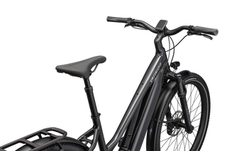 Specialized Turbo Vado 5.0 IGH Step-Through - Cast Black / Silver Reflective