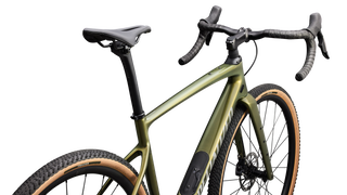 Specialized Diverge 4 Comp Carbon - SRAM Apex AXS/S1000 - Laurel Green Metallic/Dolomite Metallic