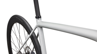 Specialized Aethos 2 Expert - SRAM Force AXS - Gloss Dolomite Metallic / Blue Pearl Over Shadow Silver