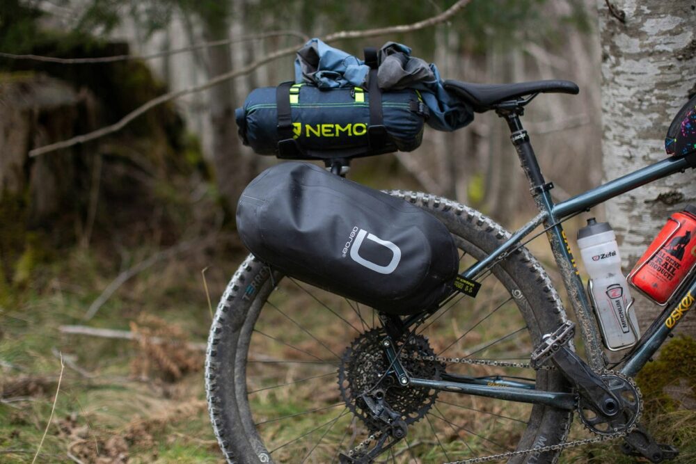 Aeroe Quick Adventure Pod 11L - Black