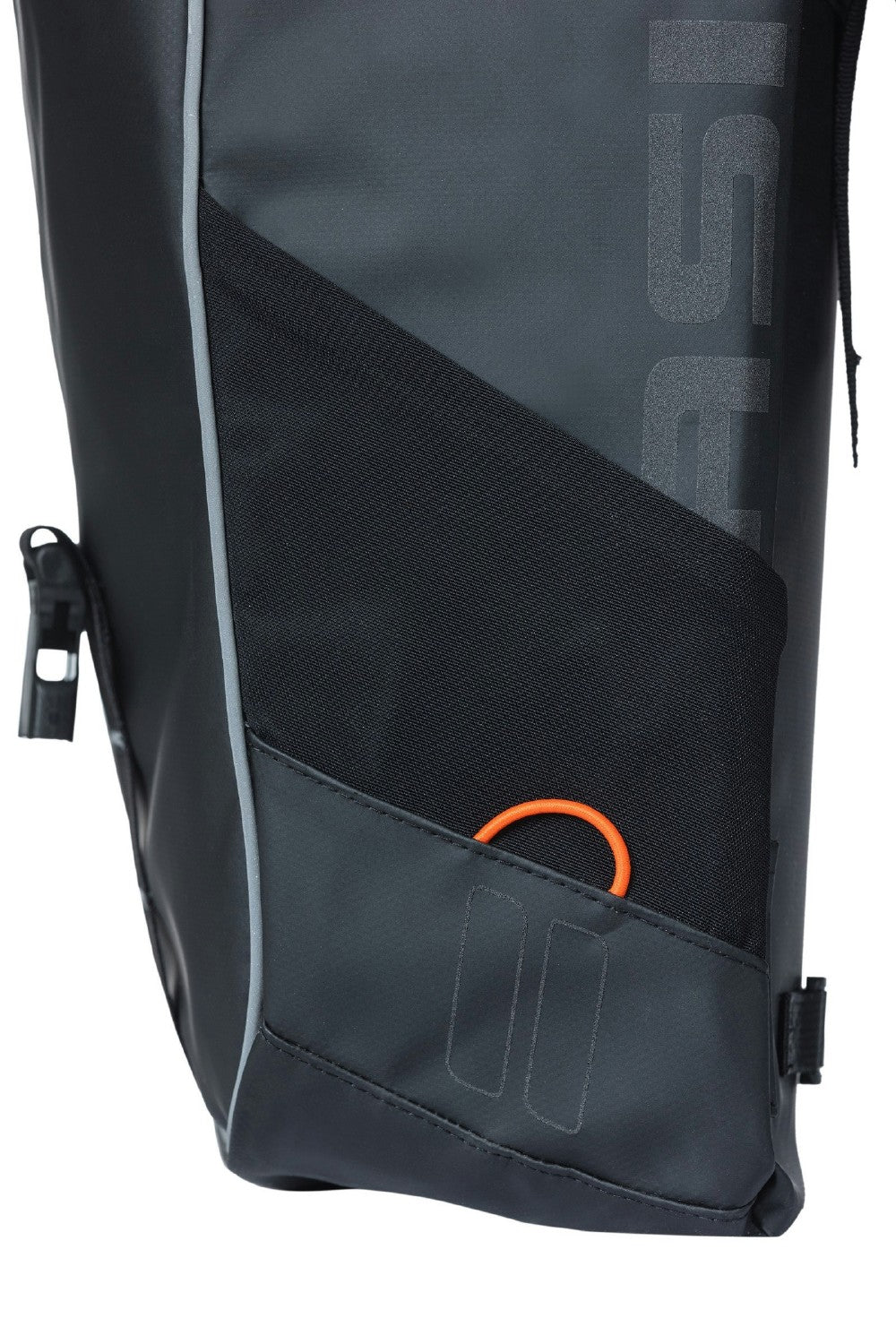Basil Miles Tarpaulin Double Bag Mik 34L - Black/Orange