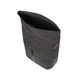 Basil City Bicycle Shopper MIK Studs 14–16L - Black