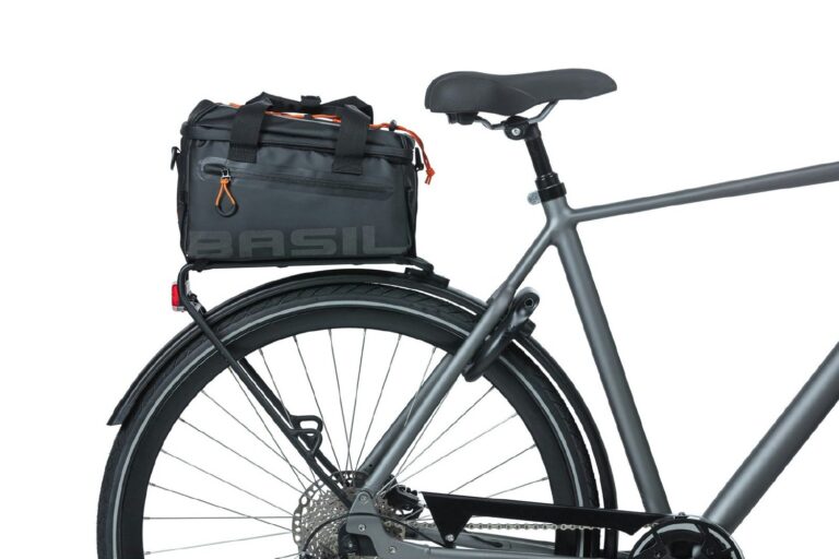 Basil Miles Trunkbag Tarpaulin 7L - Black/Orange