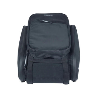 Basil Move Trunk Bag 10–26L - Black