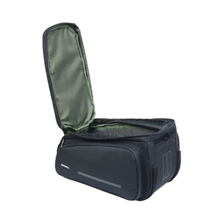 Basil Move Trunk Bag 10–26L - Black