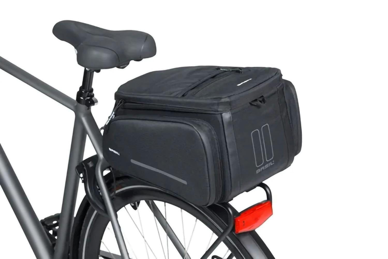 Basil Move Trunk Bag MIK 2.0 10–26L - Black