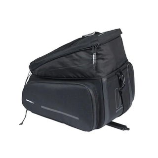 Basil Move Trunk Bag MIK 2.0 10–26L - Black