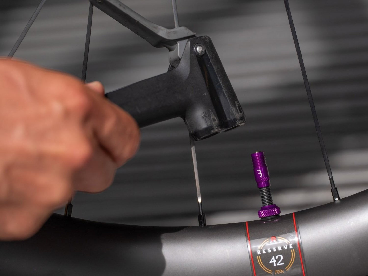 BBB Cycling Valve Core Caps Set 2pc - Purple
