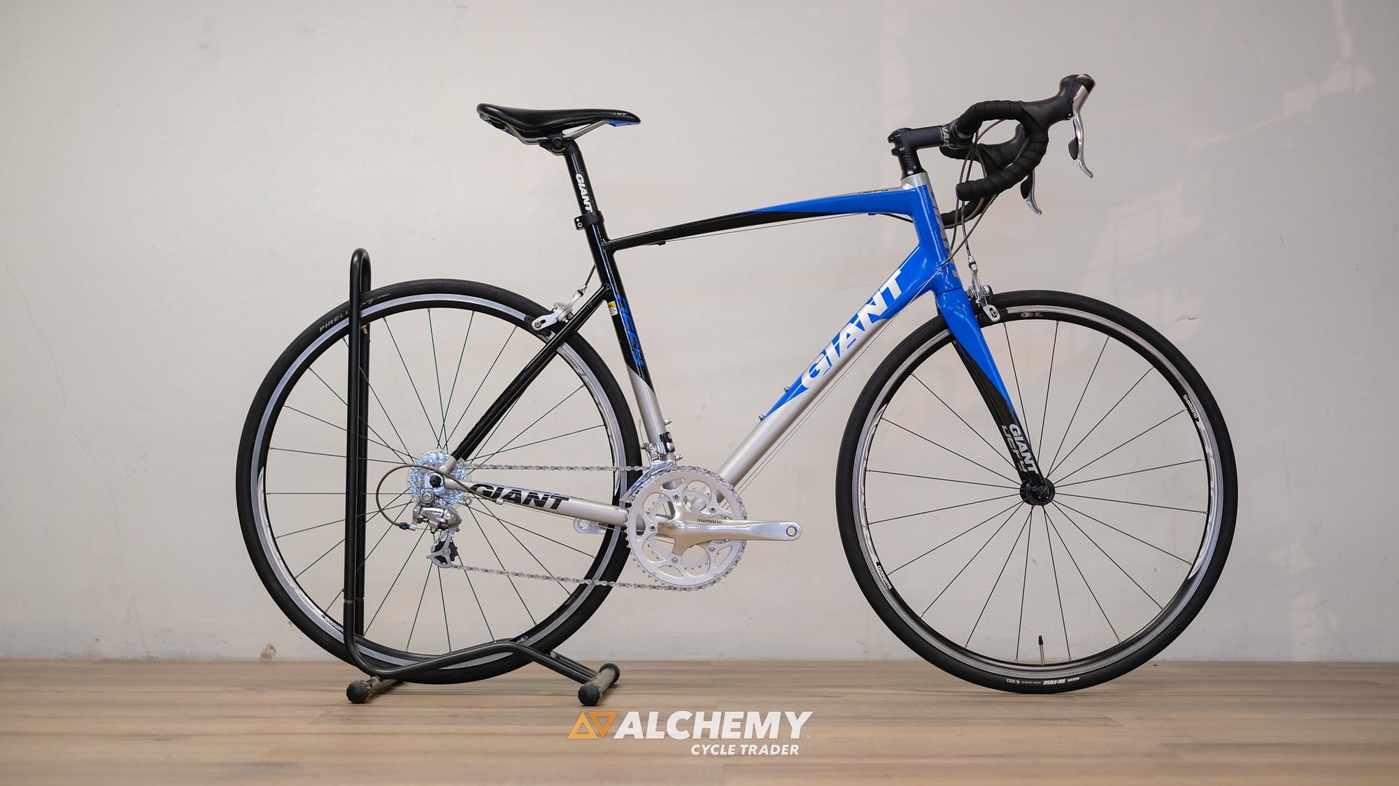 Aluminum Giant Defy Bicycle Giant Defy 2010 Alchemy