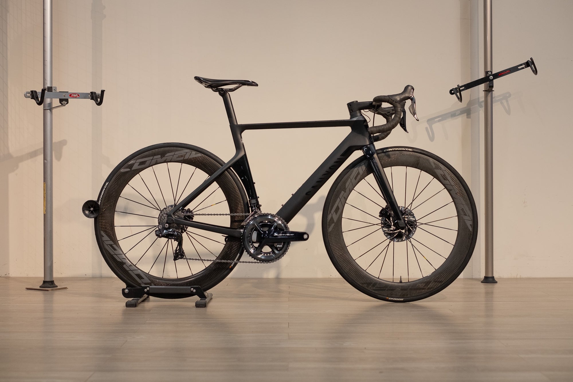 Canyon Aeroad CF SLX 55cm 2017 Alchemy Cycle Trader