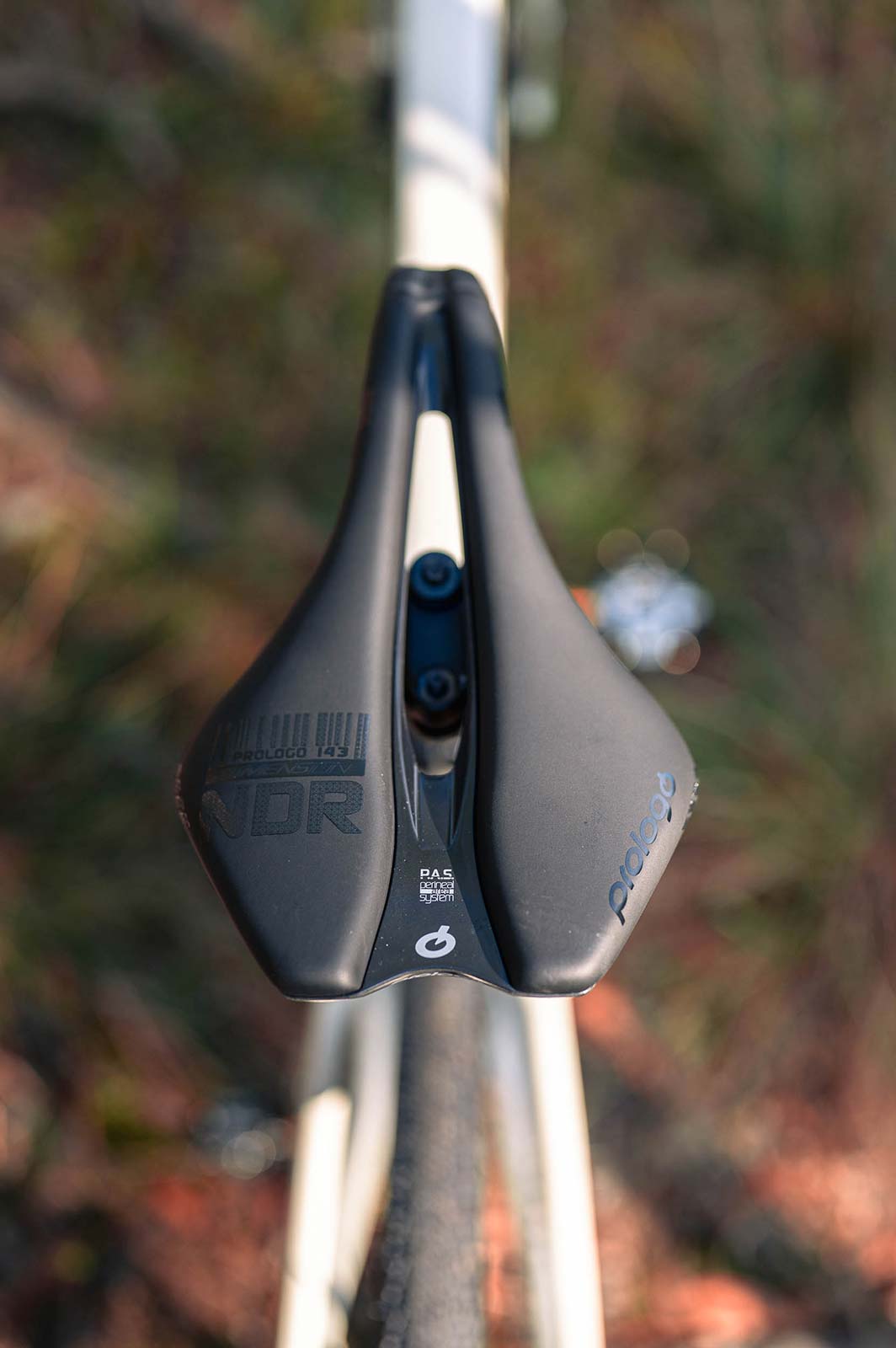 Felt Breed 30 Gravel Bike 54CM - Putty