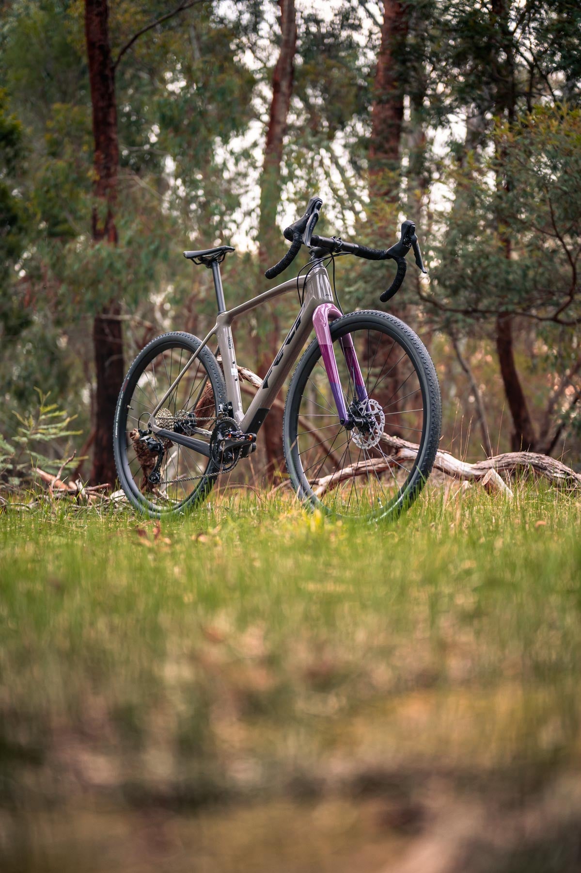 Felt Breed Advanced GRX610 Gravel Bike 56CM - Lava Smoke