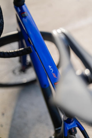 Felt VR Advanced 105 Di2 Road Bike 47CM - Disruptive Blue/White