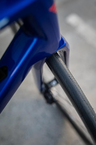 Felt VR Advanced 105 Di2 Road Bike 56CM - Disruptive Blue/White