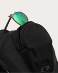 Oakley Bathroom Sink RC 21L Blackout Backpack