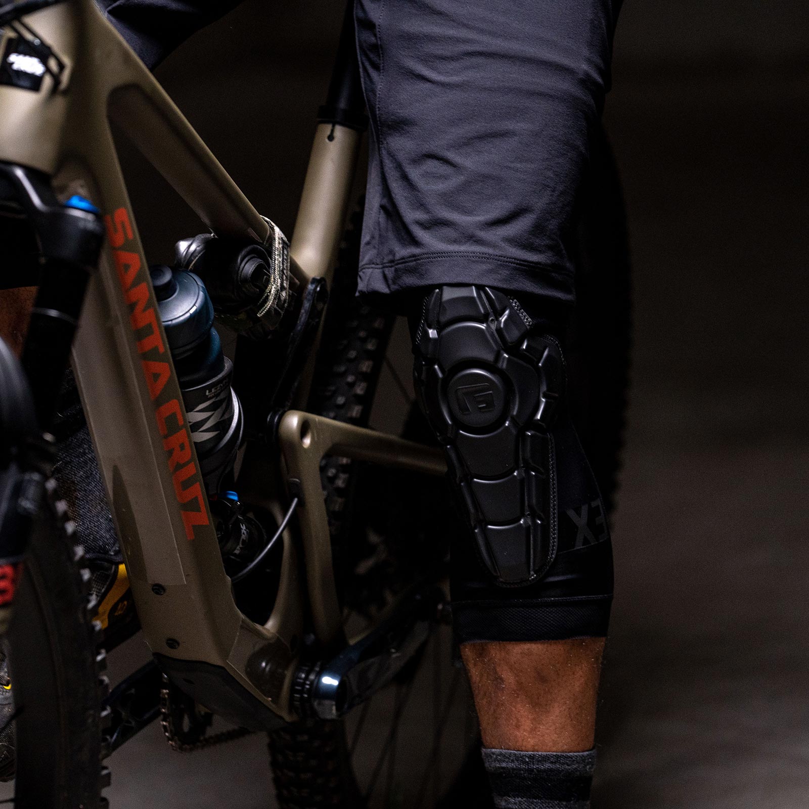 G-Form Pro-X3 Knee Guard - Triple Matte Black