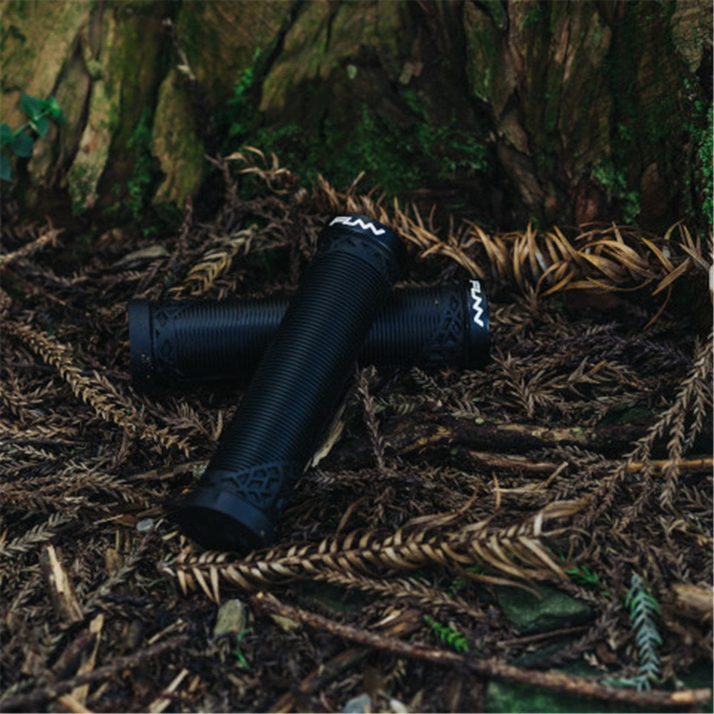 FUNN Hilt Lock-On Grips - Black